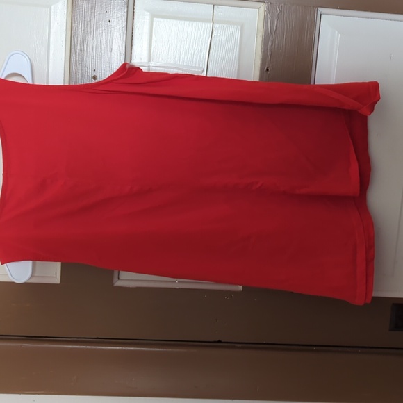 Tank - Picture 3 of 3